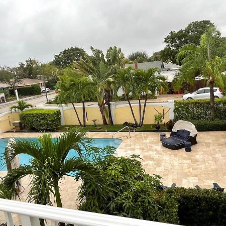 Capri Inn & Apartments Lake Worth Beach Exterior foto