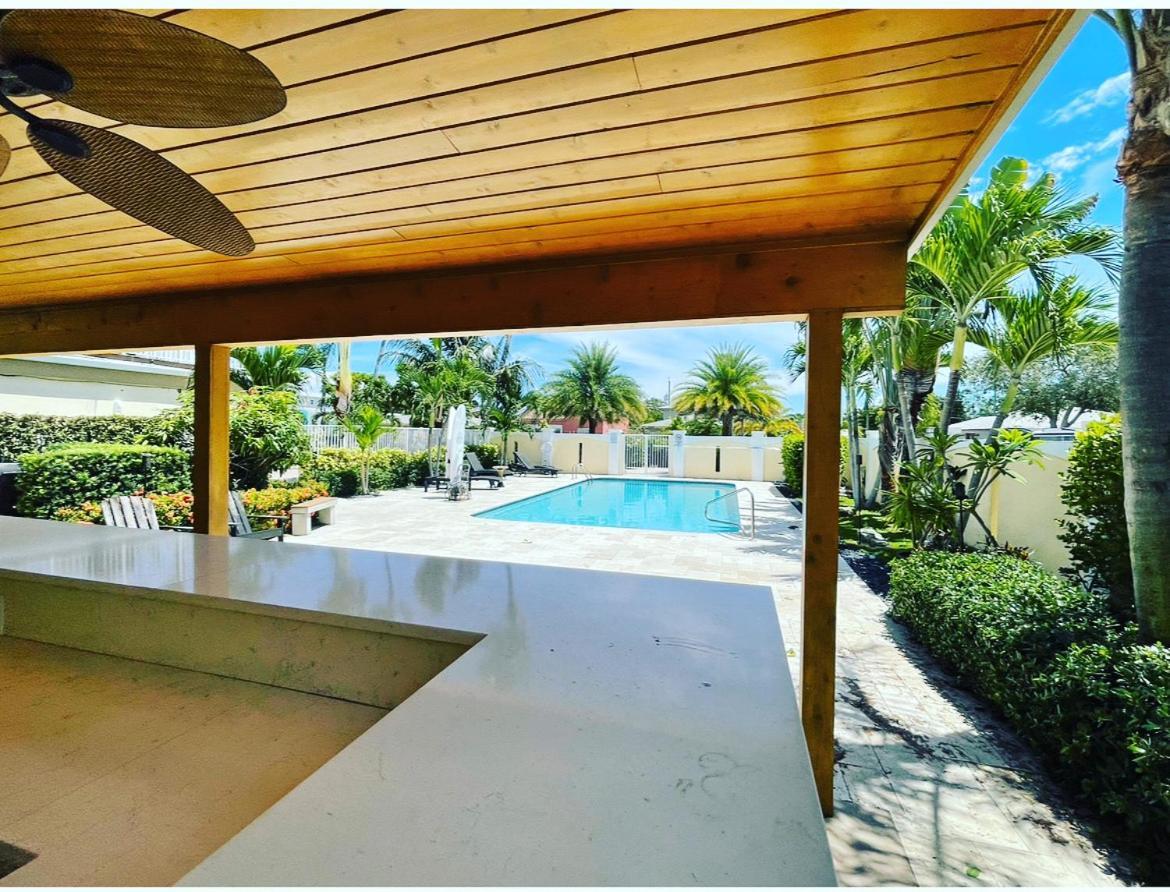 Capri Inn & Apartments Lake Worth Beach Exterior foto